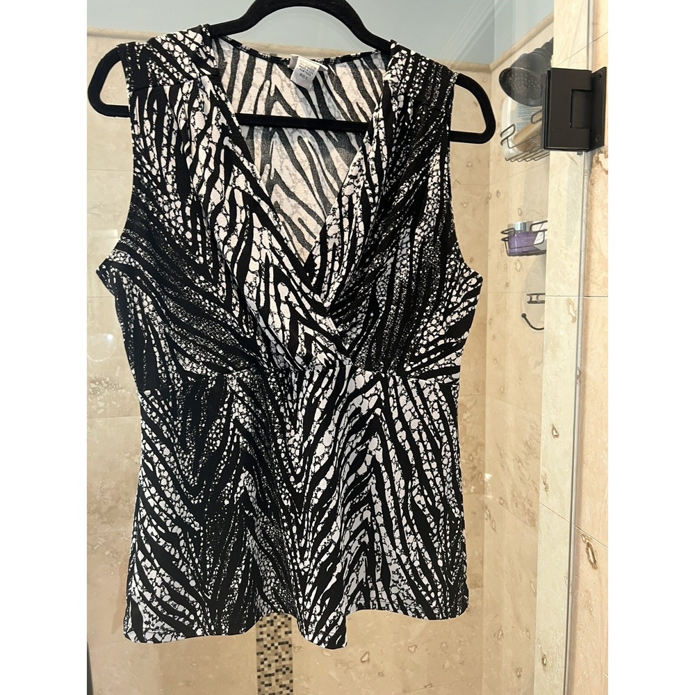 Chico's Womens Size 2 L Tank Top Black White Leopard Print V Neck Stretch Jersey